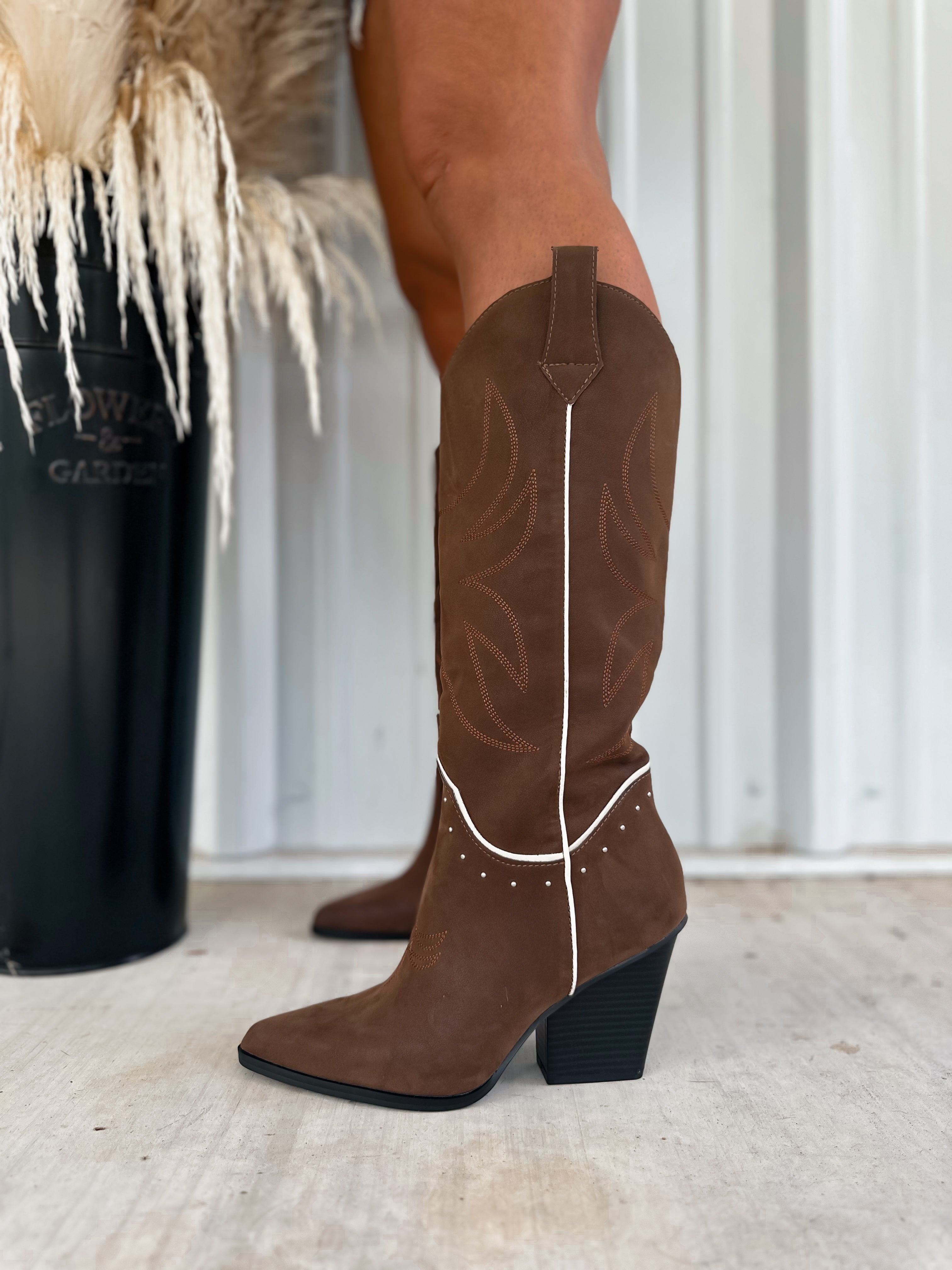 Ashton Flair Cowgirl Boots