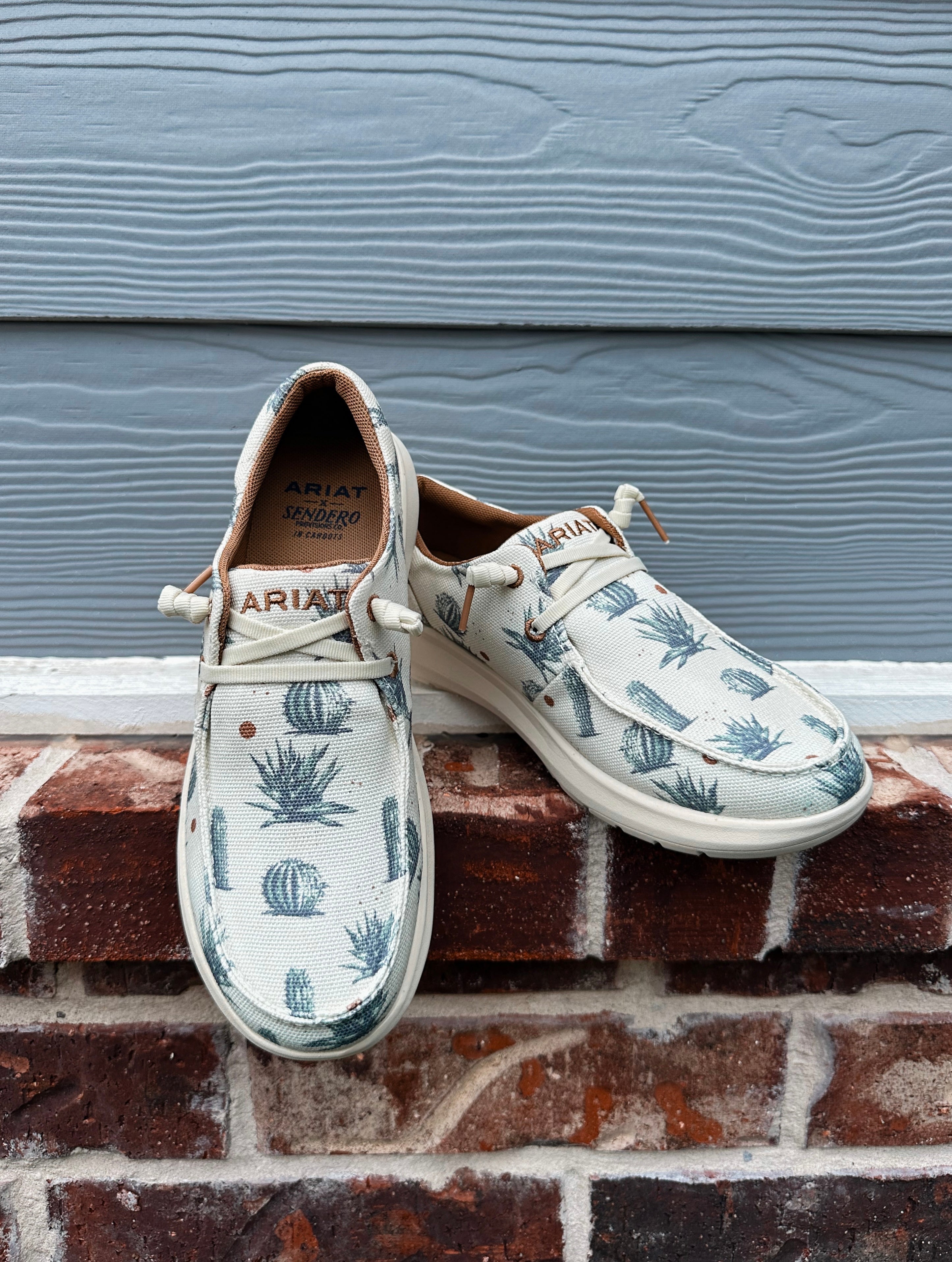 Hilo Sendero Cream Nueces Cactus Print-Schuhe für Damen