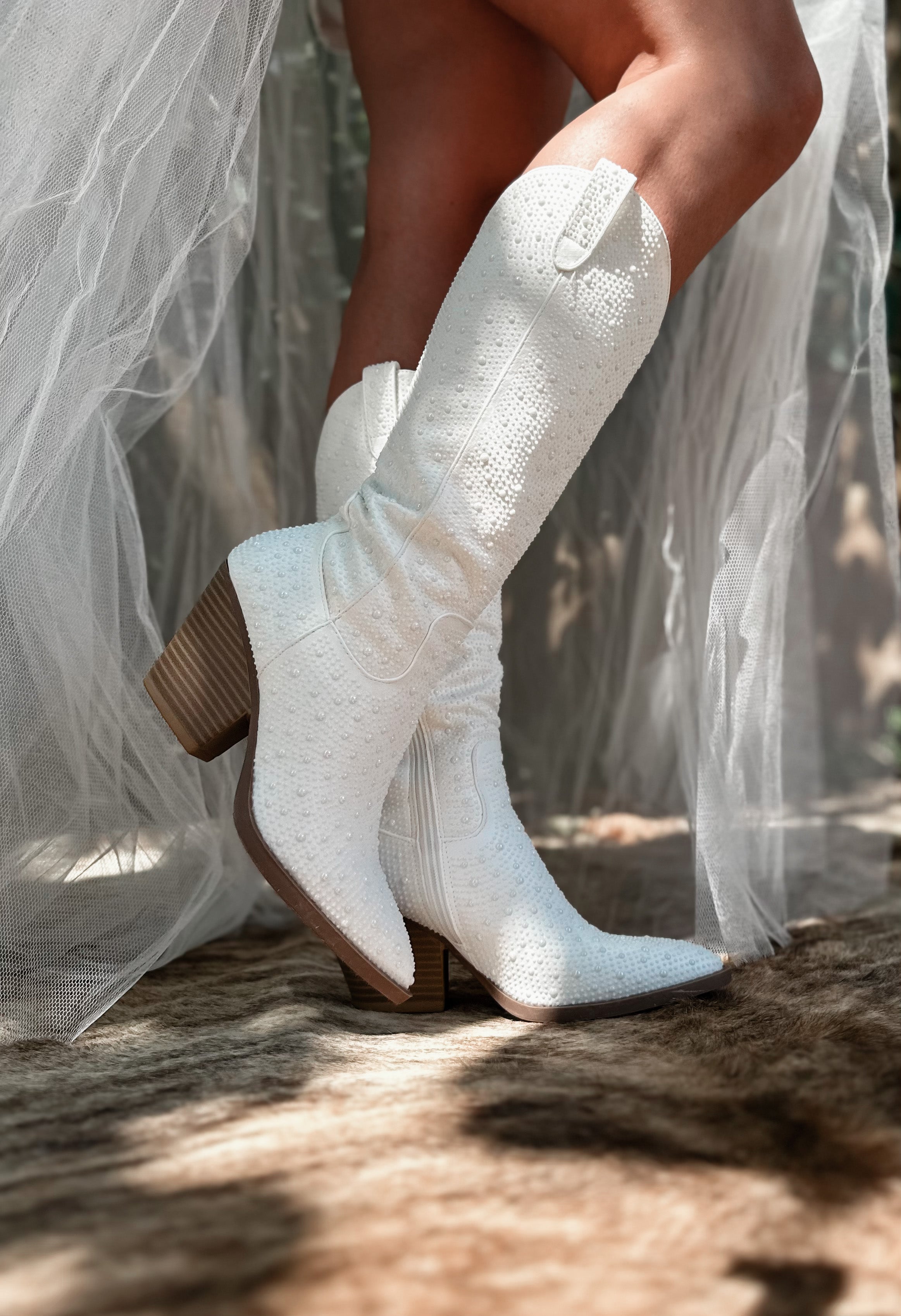 Perlen-Cowgirl-Stiefel für den Hochzeitstag